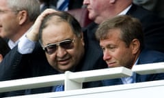 Alisher Usmanov and Roman Abromavich pictured in 2009.