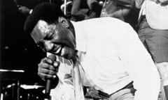 Photo of Otis REDDING<br>UNSPECIFIED - JANUARY 01: Photo of Otis REDDING; Otis Redding performing on stage , down on his knees (Photo by Gilles Petard/Redferns)