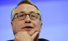 Former Treasurer Wayne Swan speaks at the National Press Club in Canberra, Monday, Aug 18, 2014. Mr Swan today launched his new book ‘The Good Fight’. (AAP Image/Lukas Coch) NO ARCHIVING