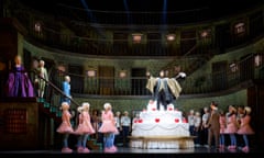 L to R on stairs: Venera Gimadieva as Donna Anna, Ruzan Mantashyan as Donna Elvira, Oleksiy Palchykov as Don Ottavio with Andrey Zhilikhovsky (centre on cake) as Don Giovanni &amp; Mikhail Timoshenko (R) as Lepoello and members of The Glyndebourne Chorus in Don Giovanni opens Glyndebourne 19.05.23