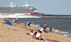 The P&amp;O cruise ship Britannia heads into the Solent from Southampton Water.