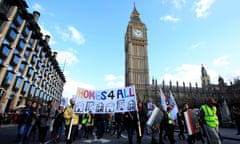 Housing and Planning Bill protest<br>Protestors march to Downing Street, London to demonstrate against  the Government's Housing and Planning Bill. PRESS ASSOCIATION Photo. Issue date: Saturday January 30, 2016. The march is called by Lambeth Housing Activists, who are part of Radical Housing Network. Photo credit should read: Jonathan Brady/PA Wire