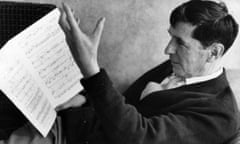 Tippett Reading<br>English composer Sir Michael Tippett (1905 - 1998) at home at Corsham in Wiltshire with the score of his 2nd piano sonata. (Photo by Erich Auerbach/Getty Images)