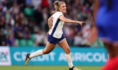 Georgia Stanway scores to put England in front against France in Saint-Étienne.