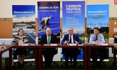 South Australian Premier Jay Weatherill (centre) addresses energy industry leaders during a roundtable in the Balcony room of Parliament House, Adelaide, Thursday, November 23, 2017. Climate change and energy experts are meeting in Adelaide to push for what South Australian Premier Jay Weatherill says is a national policy that rejects coal and delivers clean, affordable and reliable power. Thursday’s meeting comes ahead of the gathering of federal, state and territory energy ministers in Hobart on Friday. (AAP Image/Mark Brake) NO ARCHIVING
