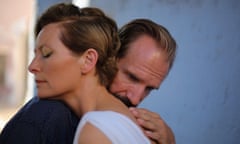 Swinton with Ralph Fiennes in A Bigger Splash.