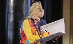 Dolly Parton celebrating her Imagination Library.