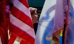 Senator Elizabeth Warren holds town hall forum in Woburn, Massachusetts<br>epa06936874 United States Senator Elizabeth Warren talks with a supporter following a town hall forum at the Woburn High School in Woburn, Massachusetts, USA, 08 August 2018. EPA/CJ GUNTHER