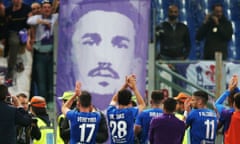 AS Roma v FC Fiorentina, Serie A football match, Stadio Olimpico, Rome, Italy - 07 Apr 2018<br>Mandatory Credit: Photo by Marco Iacobucci/REX/Shutterstock (9570204ab) Fiorentina team celebrates the victory at the end of the match in front of a Davide Astori poster AS Roma v FC Fiorentina, Serie A football match, Stadio Olimpico, Rome, Italy - 07 Apr 2018