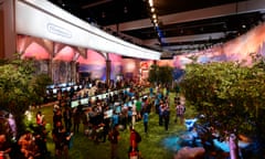 Gamers try out Nintendo’s The Legend of Zelda: Breath of the Wild at E3 2016.