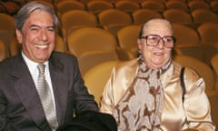 Mario Vargas Llosa with Carmen Balcells in 2006