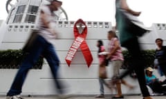 MDG : World Aids day red ribbon 