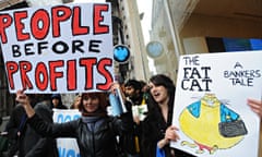 MDG : Tax avoidance : UK uncut protesters outside a branch of Barclays bank