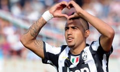 Arturo Vidal celebrates scoring Juventus's winner