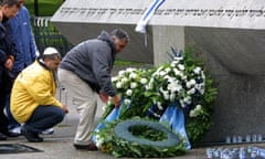 Israelis place flowers at the memorial in Munich