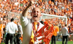 Blackpool's manager Ian Holloway celebra