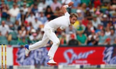 Stuart Broad bowling