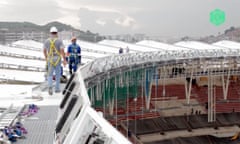 Brazil World Cup 2014: Rebuilding the Macaranã stadium - video