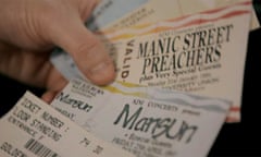 How to cut the cost of your gig tickets - video 