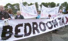 Protesters at Lib Dem conference for 'Bin the bedroom tax'