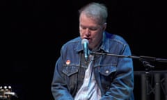 Edwyn Collins live at London's Barbican - video