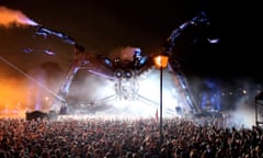 Arcadia stage, Glastonbury 2014: ‘It’s not your average 9 to 5’ – video