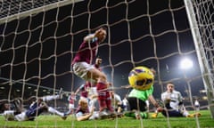 Gylfi Sigurdsson of Tottenham Hotspur scores 