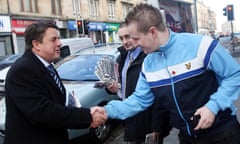 Nick Griffin meets a member of the public on the campaign trail Glasgow North East 9 November 2009