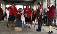 Hay booksellers behead effigy of Richard Booth