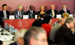 Jonathan Powell at the San Sebastián peace conference