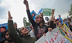 Supporters of Mumtaz Qadri shout slogans outside the prison in Rawalpindi where he is held