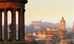 city centre scene in Edinburgh