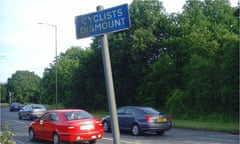 cyclists dismount