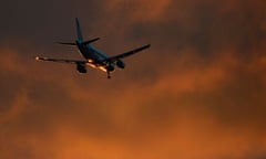 Plane lands at Heathrow