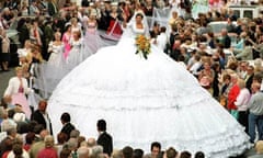 Wedding dress in Torremolinos, 2000