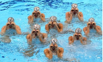 Synchronised Swimming