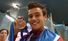 Tom Daley wins diving bronze