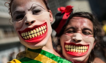 Street performers in Brazil