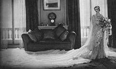 Margaret, Duchess of Argyll in her wedding dress, 1933