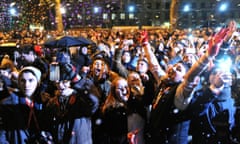 Thousands of people attending New Year s Eve celebrations in London