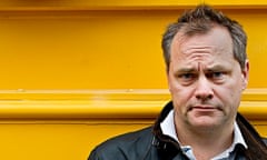 Comedian Jack Dee denies having threatened to walk out of I'm Sorry, I Haven't a Clue after complain