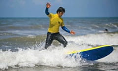 Alok Jha surfing