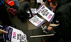 UCU placards