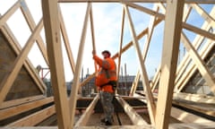 Housebuilders among biggest FTSE fallers.