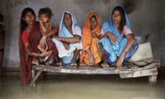 Women flooded in Bangladesh 