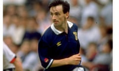 Pat Nevin playing for Scotland