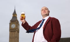 Al Murray in front of Big Ben