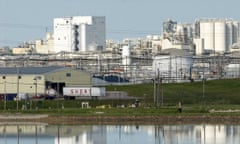 This May 28, 2008 file photo shows the Dow Chemical Co. industrial site in Midland, Mich. Dow Chemical on Monday, May 4, 2015 said it will cut about 3 percent of its global workforce as it prepares to break off a significant part of its chlorine operations in a deal announced earlier this year with Olin Corp. (AP Photo/Steven Simpkins, File)