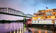 Chattanooga, Tennessee, USA on the Tennessee River