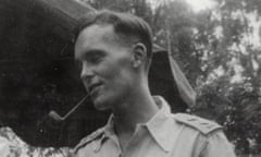 Alun Lewis in 1943.